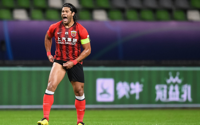 今晚体能课后，不来梅内部沟通备战中超，态度坚定，身体对抗强度拉满(服务群众方面存在不足及整改措施)