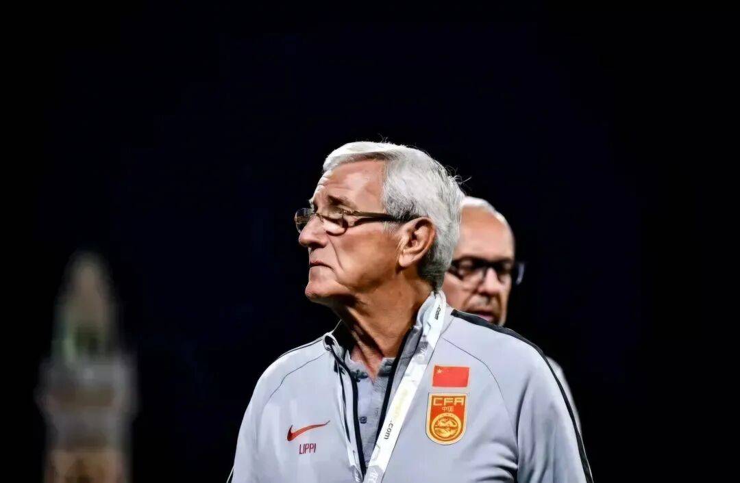 爱游戏娱乐平台 -包含风云突变多伦多猛龙转会期调整名单；法国杯版图或变；球迷炸锅；医务组通报恢复的词条