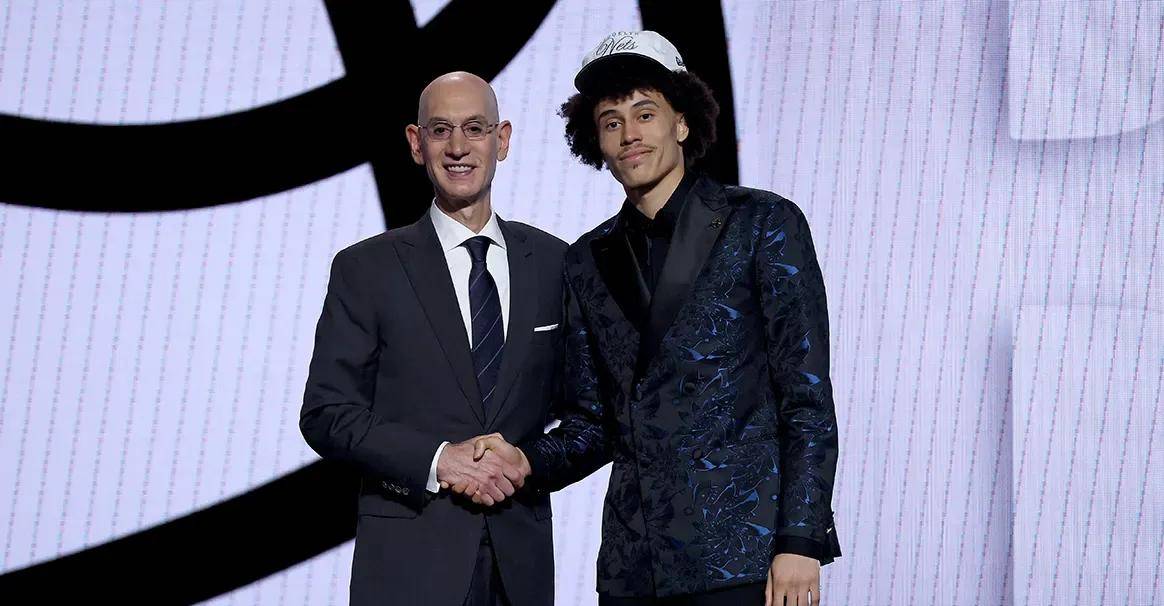 关于关键时刻布鲁克林篮网备战NBA总决赛,调整名单细节曝光,话题不断,阵容厚度经受考验的信息 关于关键时刻布鲁克林篮网备战NBA总决赛,调整名单细节曝光,话题不断,阵容厚度经受考验的信息