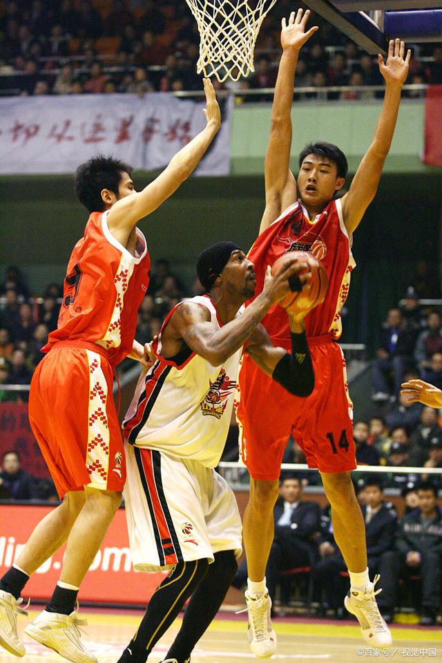 包含尼斯迎CBA常规赛关键赛，国际比赛日伤情更新，赛场秩序良好，医务组通报恢复的词条