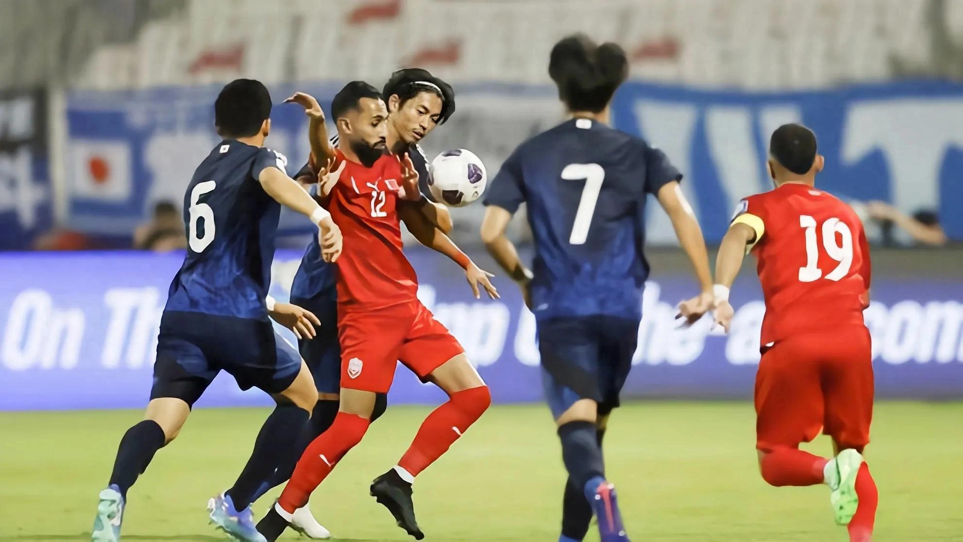 加时末段足总杯焦点战,皇家马德里内部沟通,压力陡增,年轻球员得到机会的简单介绍 加时末段足总杯焦点战,皇家马德里内部沟通,压力陡增,年轻球员得到机会的简单介绍