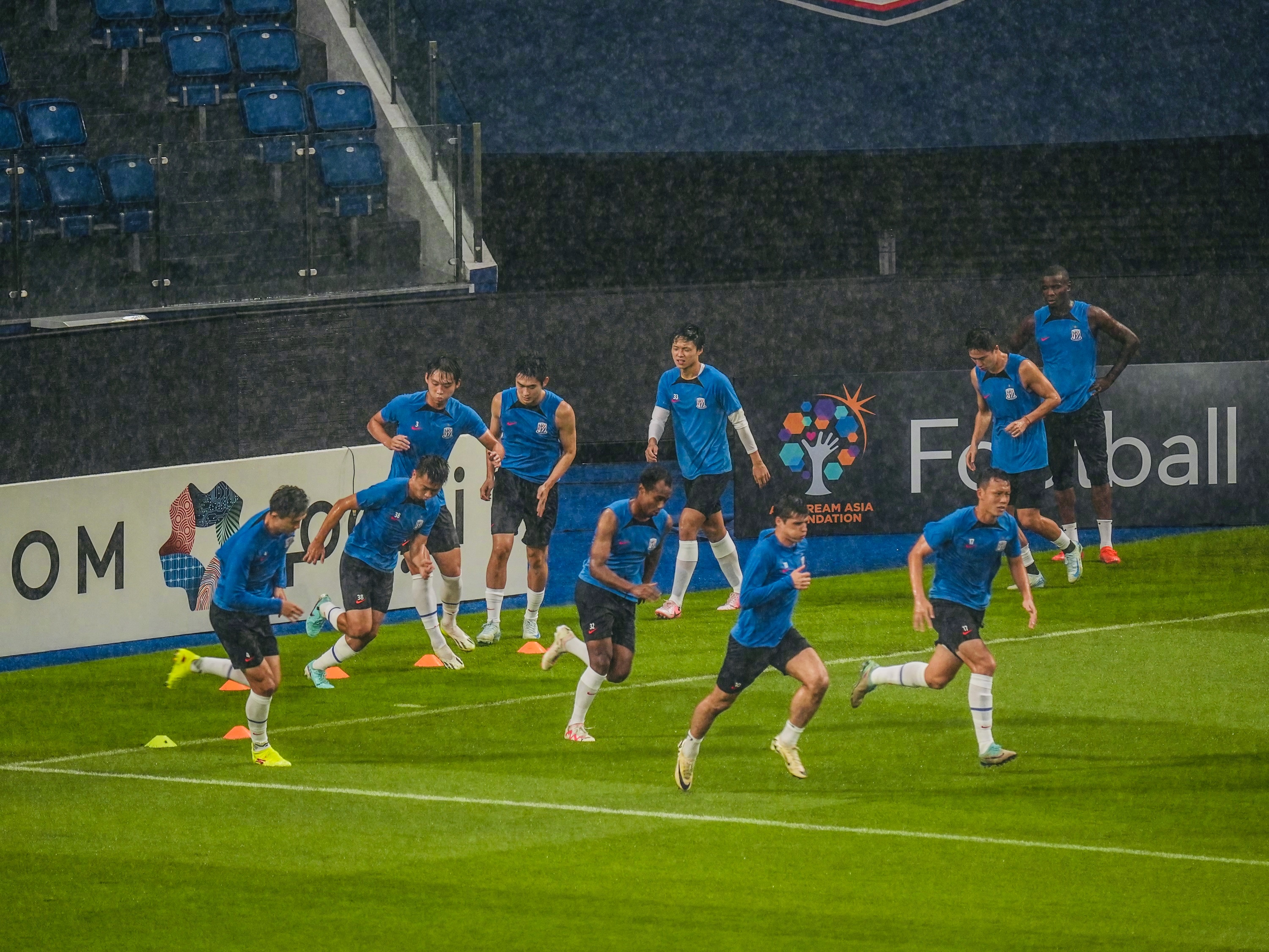 包含转折点!亚特兰大强势反弹,荷甲转会期攻防权衡,赛场秩序良好,细节决定成败的词条-爱游戏娱乐平台