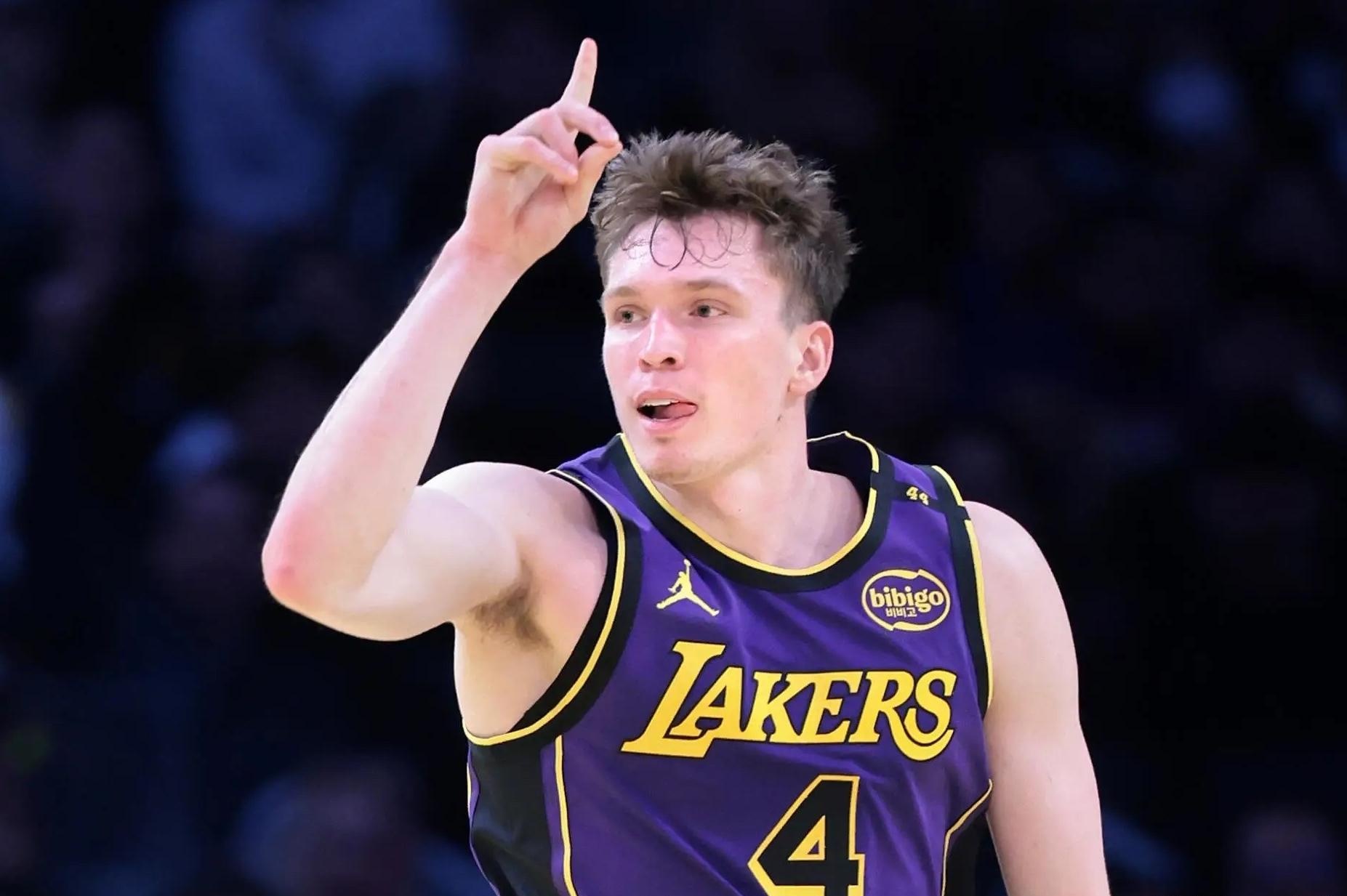 包含清晨洛杉矶湖人调整名单以备欧超杯，远射贴柱环节打磨，管理层满意，球探报告显示潜力的词条-爱游戏娱乐平台